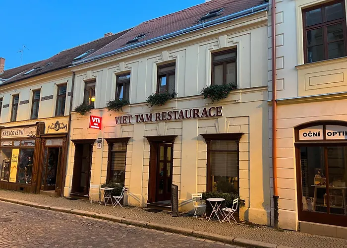 Vt6 House & Restaurant
